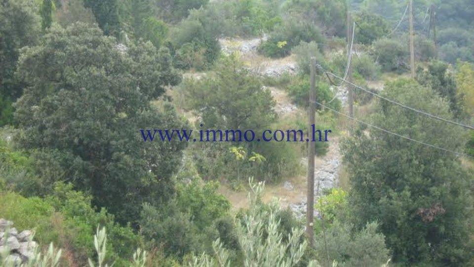 GRAĐEVNO ZEMLJIŠTE S POGLEDOM NA MORE, KORČULA