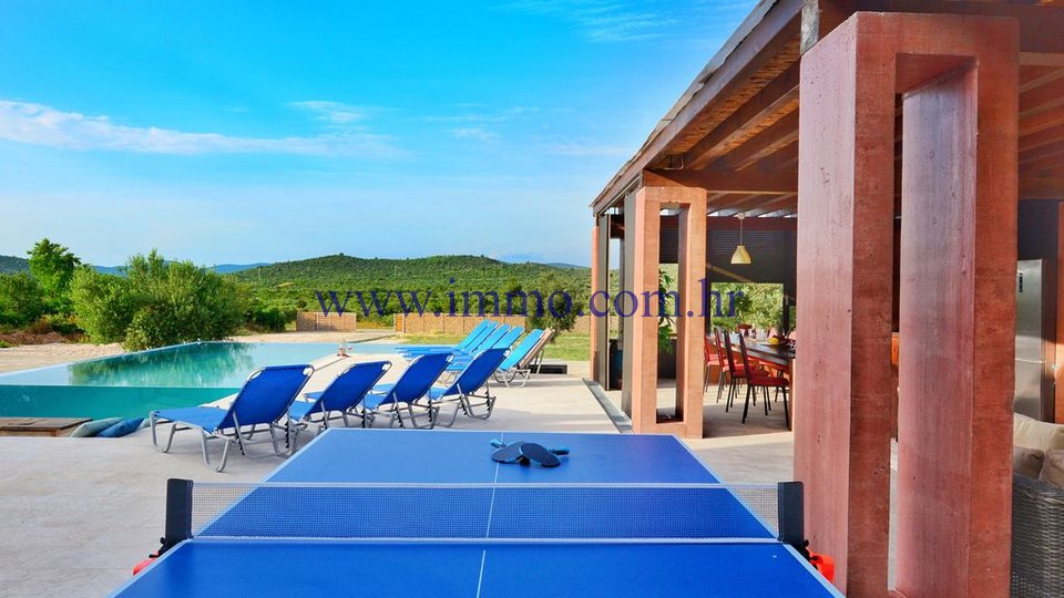 NEWLY BUILT VILLA WITH SWIMMING POOL FOR SALE