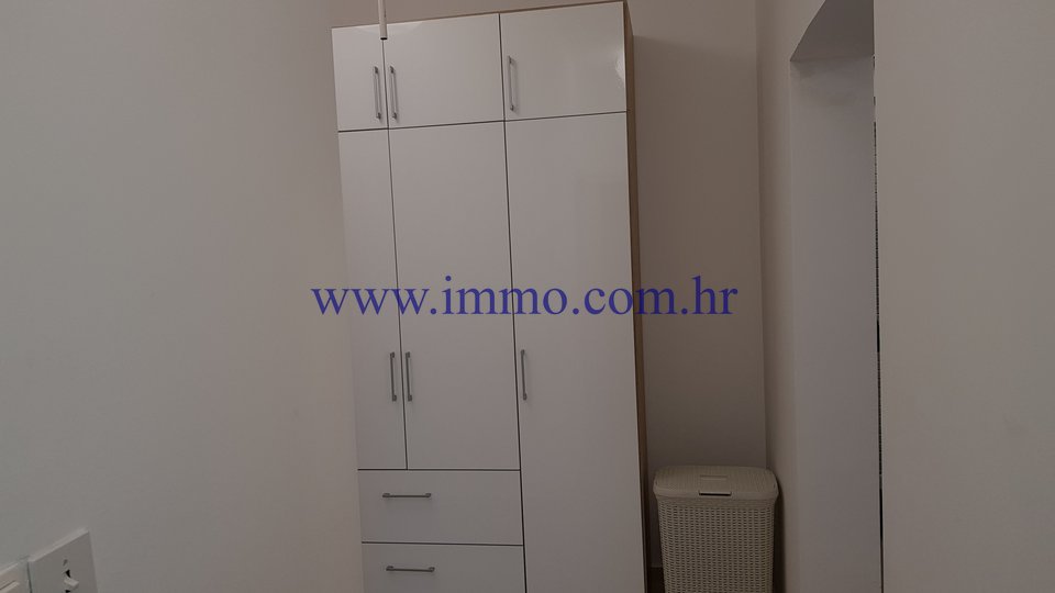 Casa, 200 m2, Vendita, Rogoznica