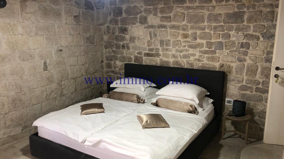 EXCLUSIVE! ANCIENT STONE HOUSE IN THE HEART OF DIOCLETIAN'S PALACE