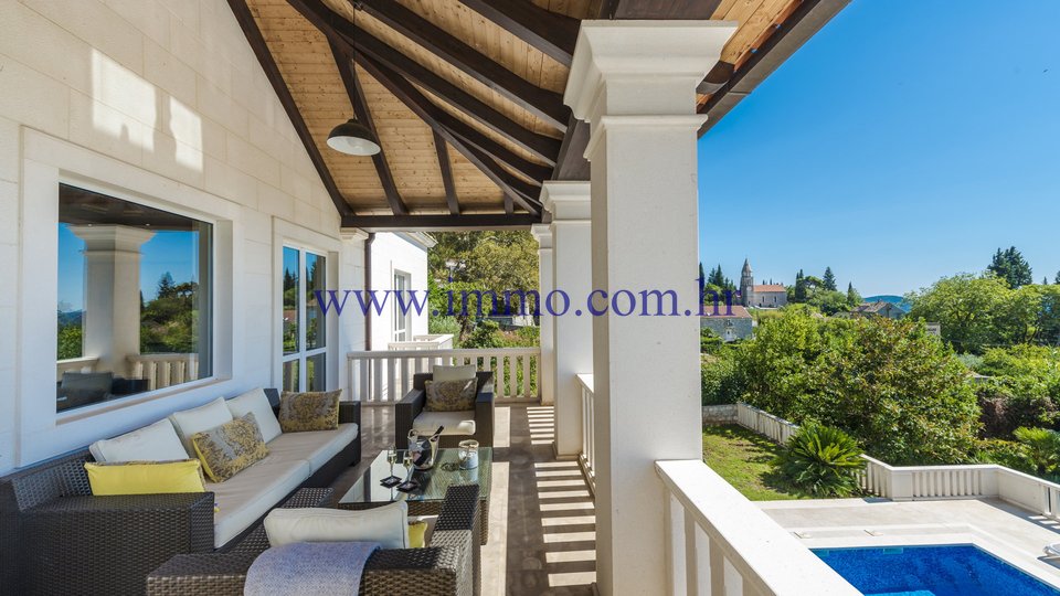 NEW VILLA WITH POOL AND SEA VIEW NEAR DUBROVNIK