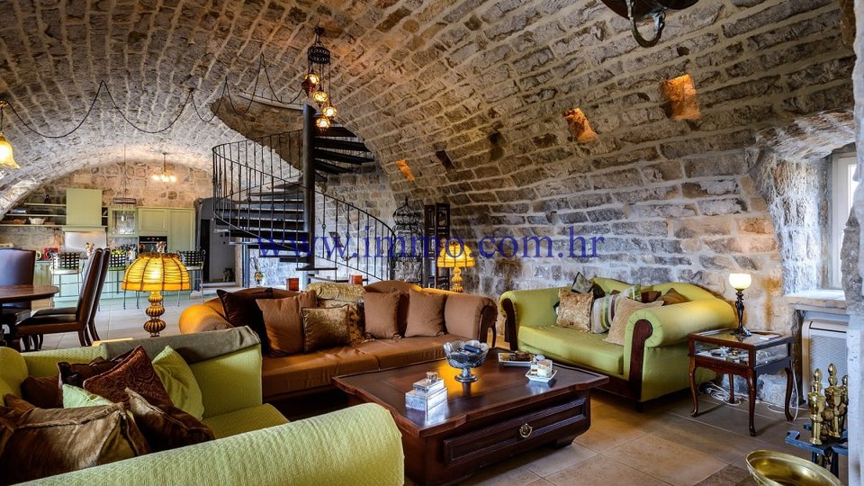 Casa, 300 m2, Vendita, Dubrovnik