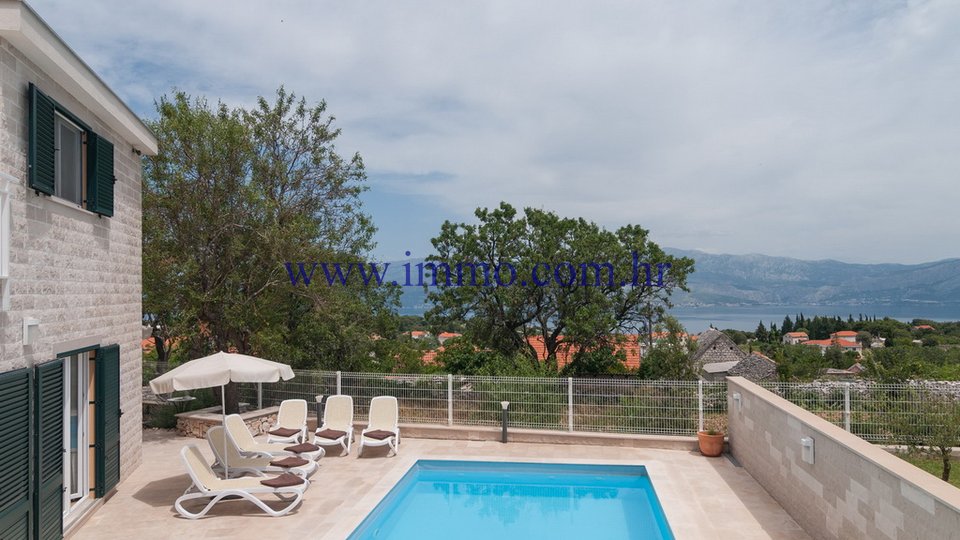 STONE VILLA WITH POOL AND SEA VIEW
