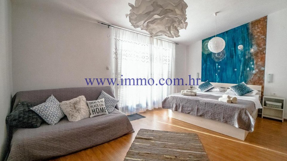 Hotel, 1380 m2, Prodaja, Rogoznica
