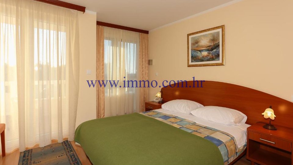 Hotel, 891 m2, Prodaja, Trogir