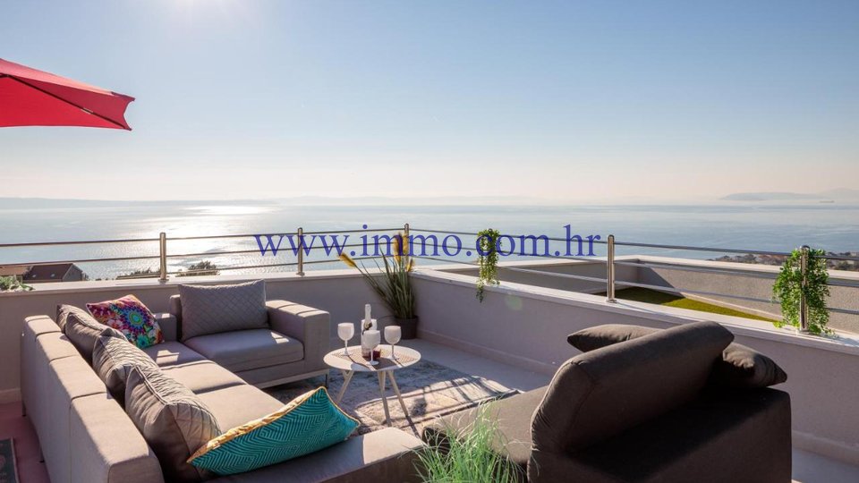 ELEGANT NEWLY BUILT VILLA WITH POOL AND SEA VIEW