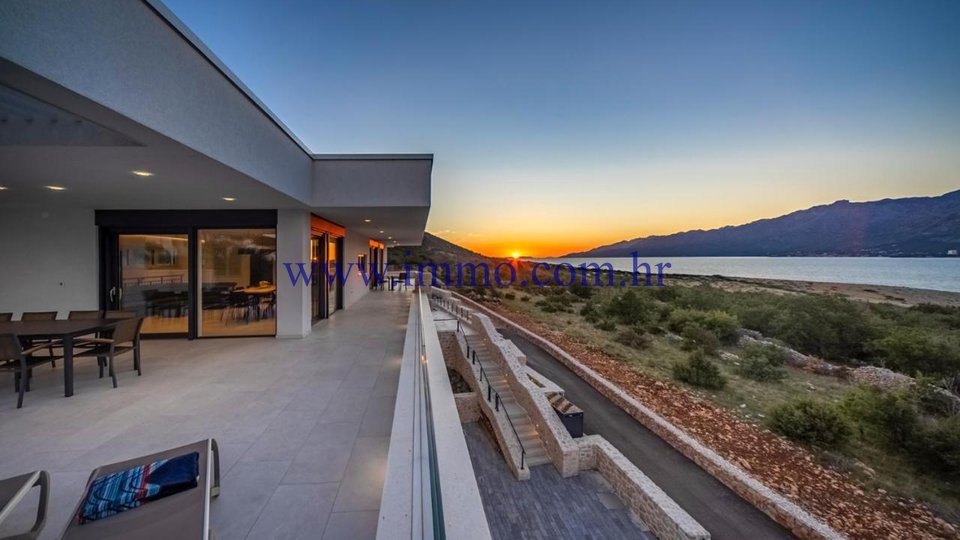 Casa, 683 m2, Vendita, Zadar