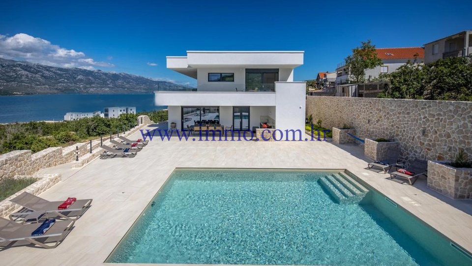 Casa, 683 m2, Vendita, Zadar