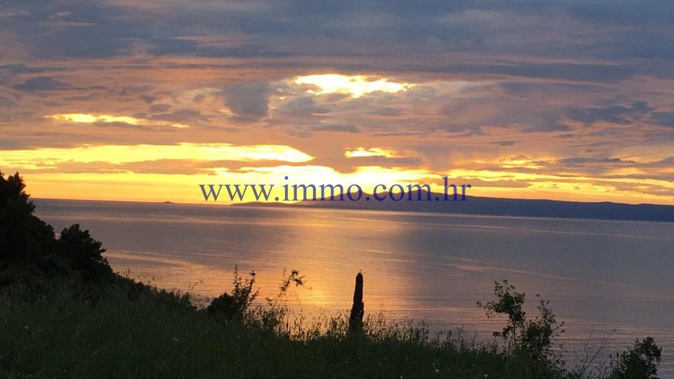 ŠOLTA ISLAND, INVESTMENT OPPORTUNITY!! BUILDING PLOT WITH PROJECT TO CONSTRUCT A LUXURY VILLA