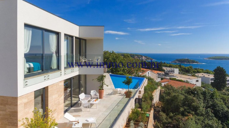 NEW MODERN VILLA WITH SEA VIEW AND POOL