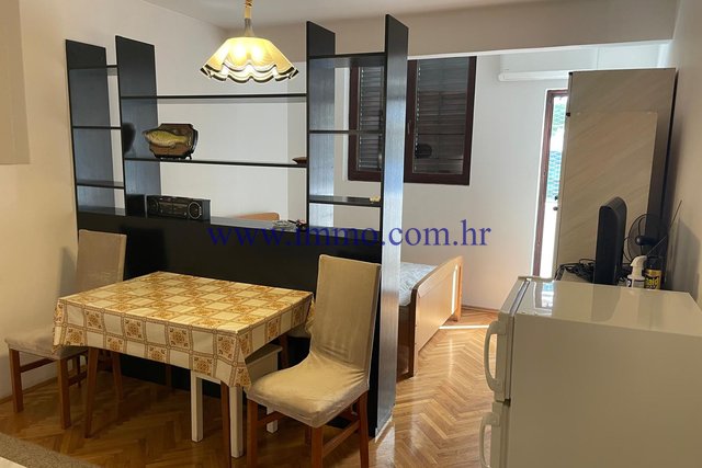 STUDIO-APARTMENT IN SPLIT