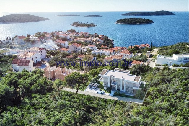 OTOK ŠOLTA, INVESTICIJSKA PRILOŽNOST!! ZAZIDLJIVO ZEMLJIŠČE S PROJEKTOM GRADNJE LUKSUZNE VILE