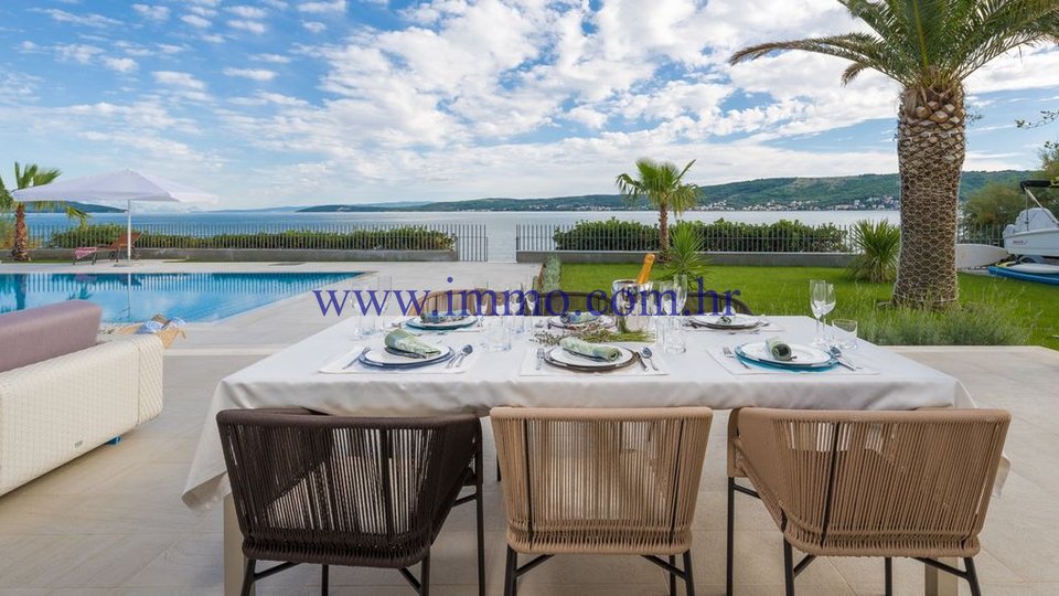 TROGIR AREA, NEW VILLA WITH SWIMMING POOL, ON THE BEACHFRONT